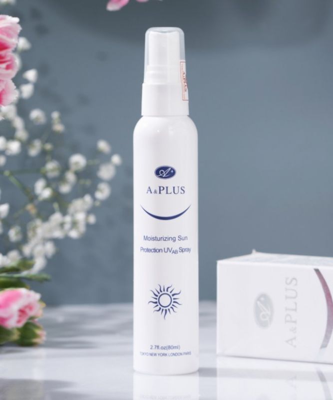 Chống nắng dạng xịt và dưỡng ẩm SPF 35 - MOISTURIZING SUN PROTECTION UV SPRAY SPF 35 80ML