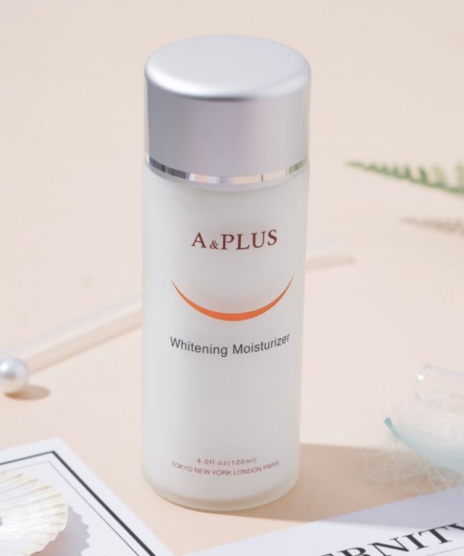 WHITENING MOISTURIZER - Kem dưỡng ẩm trắng da 120ML